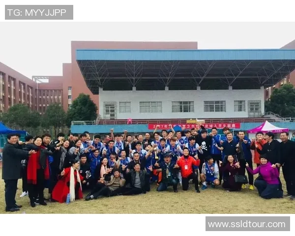 上海足球队在全国耐力排行榜中荣登第六名展现出强大实力与潜力 上海足球队在全国耐力排行榜中荣登第六名展现出强大实力与潜力