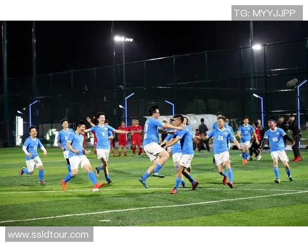 李秀英独家分享足球心得与技巧助你提升球技的秘诀与经验