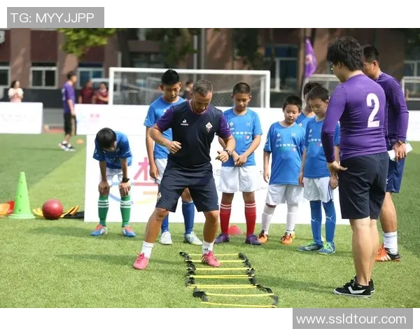 中牟足球班培养青少年足球人才助力地方体育发展与青少年成长 中牟足球班培养青少年足球人才助力地方体育发展与青少年成长