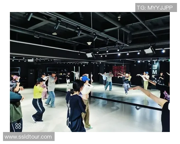 南京街舞队的耐力挑战揭秘街头舞蹈的激情与坚持 南京街舞队的耐力挑战揭秘街头舞蹈的激情与坚持