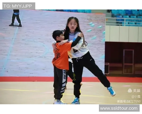 杭州街舞队与成都街舞队耐力对决赛后分析与总结 杭州街舞队与成都街舞队耐力对决赛后分析与总结